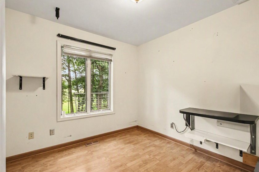 Opportunity awaits at 1964 Loganberry Lane! This spacious - photo 12