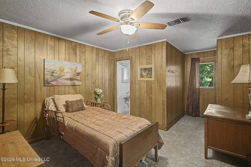 Nestled in a picturesque, park-like setting, this spacious 3,297 - photo 15
