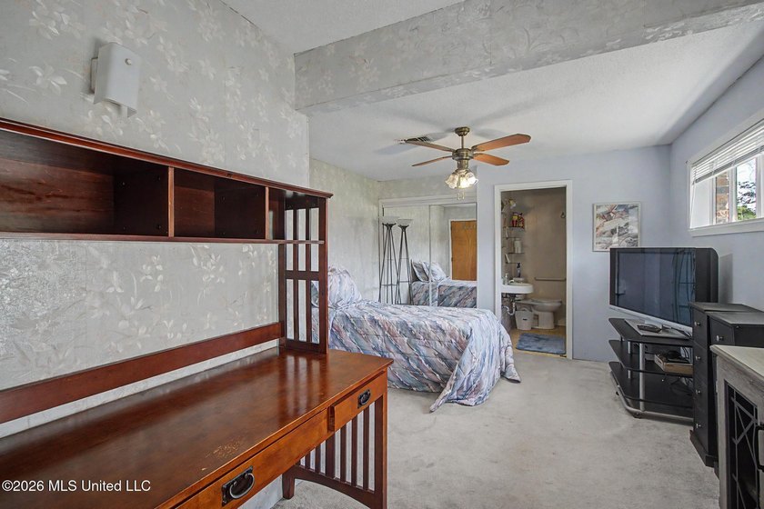 Nestled in a picturesque, park-like setting, this spacious 3,297 - photo 17