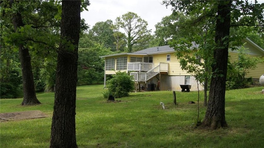 Solid 2-bedroom ranch on 1.5 acres with beautiful views and - photo 5