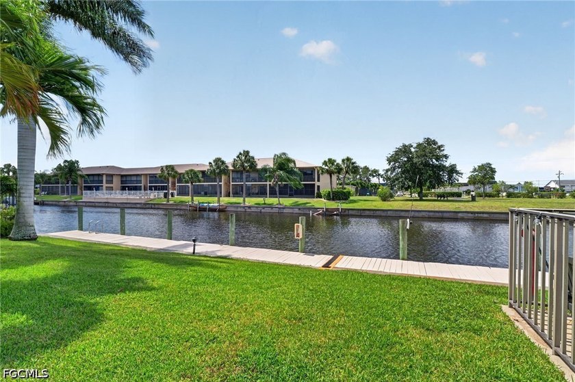 Assurant 1yr. Home Warranty Included! Some condos just feel like - photo 6