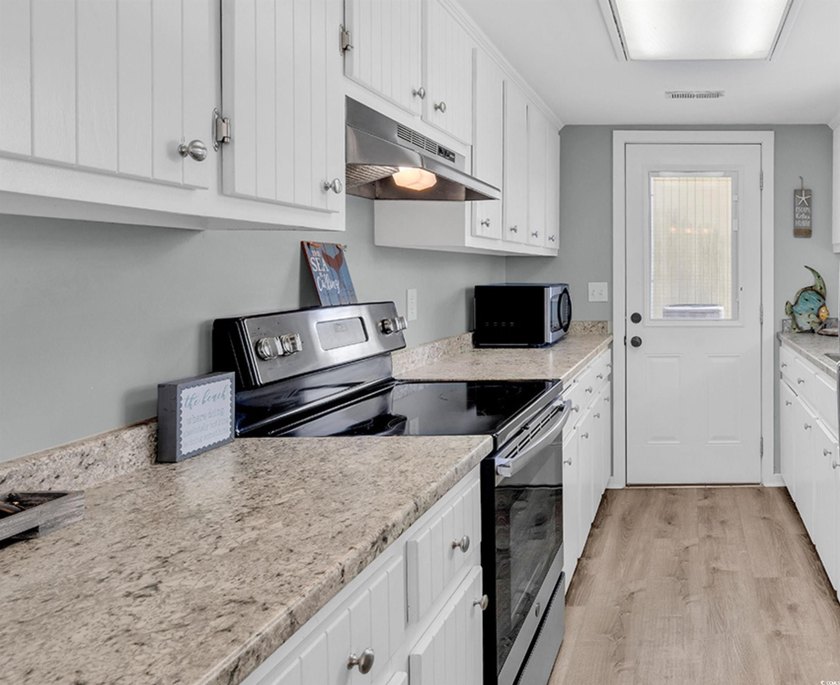 Beach home located in the NON - HOA community of Summer House in - photo 10