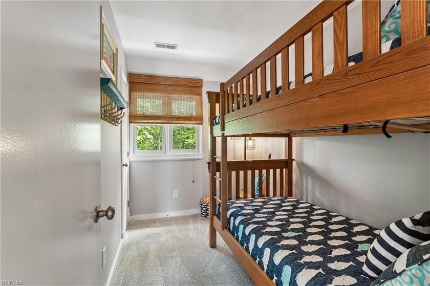 Step into this beautifully updated condo just in time for summer - photo 19
