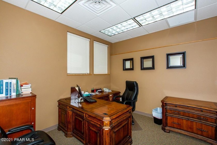 Single-Tenant NNN Investment Opportunity offered at $1,600,000 - photo 22