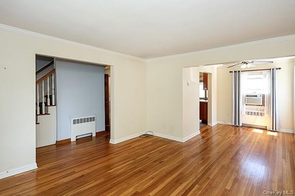 Welcome Home! This beautifully maintained Cape is truly move-in - photo 4
