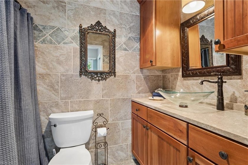 Step into this beautifully updated condo just in time for summer - photo 27