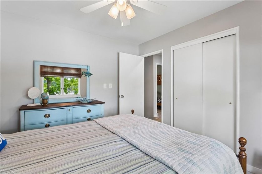Step into this beautifully updated condo just in time for summer - photo 30