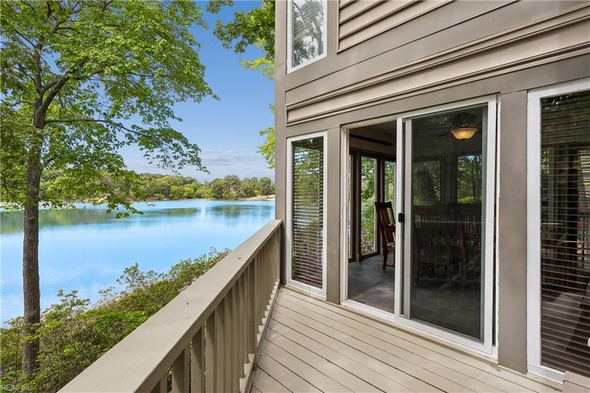 Step into this beautifully updated condo just in time for summer - photo 31