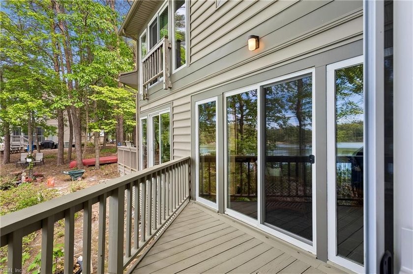 Step into this beautifully updated condo just in time for summer - photo 32