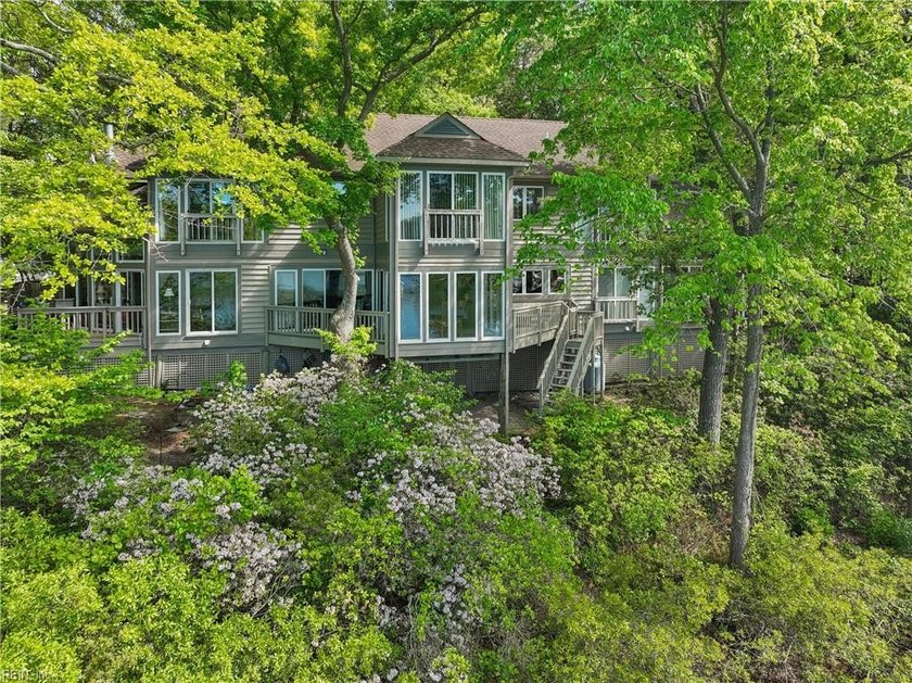 Step into this beautifully updated condo just in time for summer - photo 44