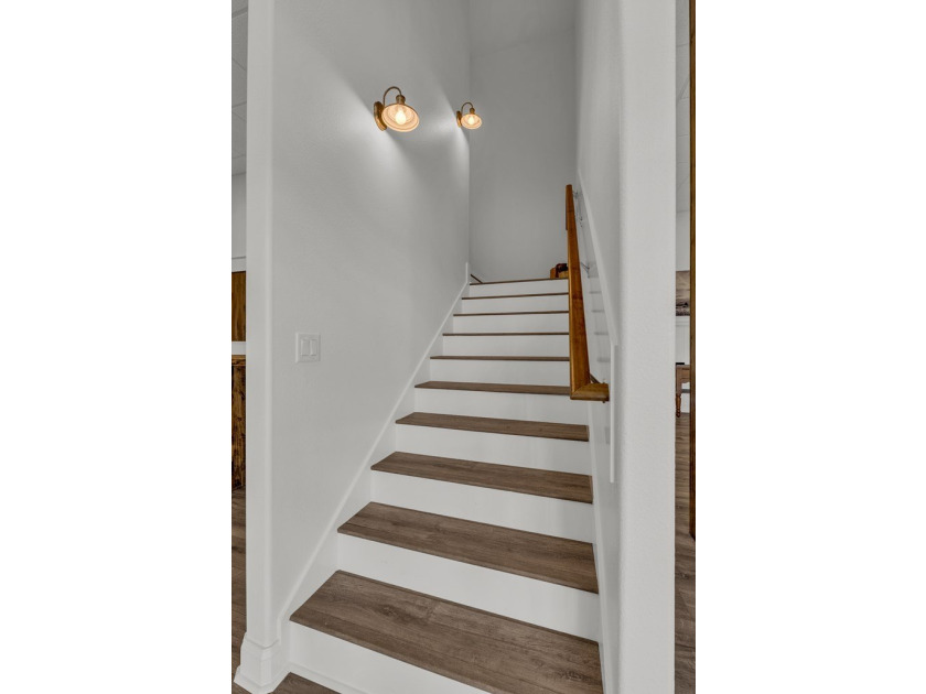 Classy, luxurious comfort with panoramic views of Dale Hollow - photo 45