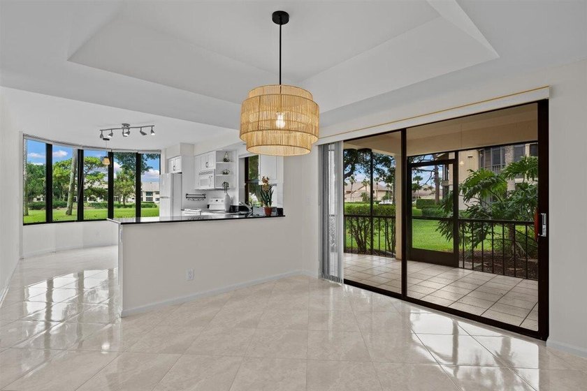 Immaculate and move in ready, this light and bright first floor - photo 8