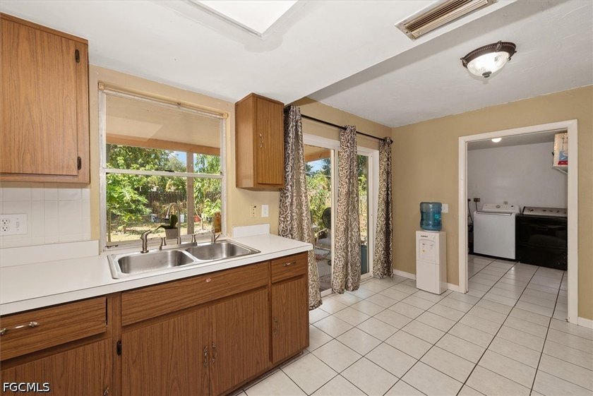City convenience meets backyard homestead charm in this adorable - photo 10