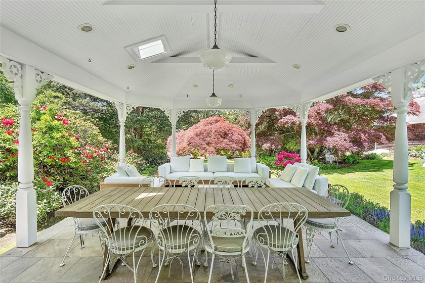 Set in the heart of Southampton Village, this award-winning - photo 10