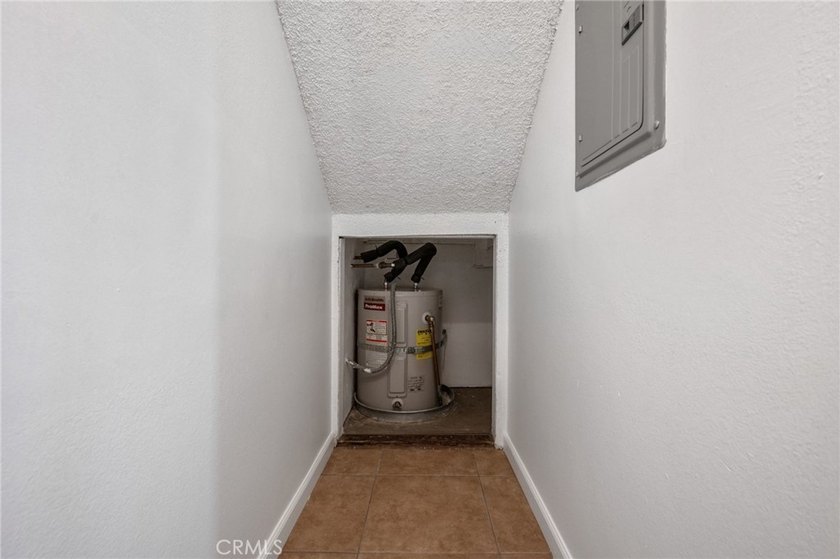 This RARE affordable corner townhome unit nestled in Miraleste - photo 13