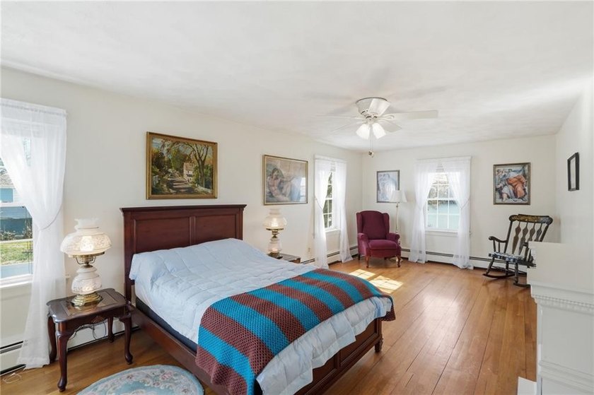 Fabulous water front home in the heart of the East Bay with - photo 20