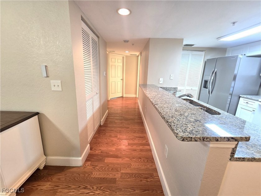 Updated First floor, end unit condo at The Residence community - photo 4