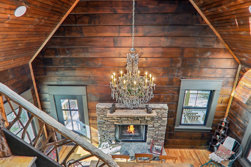 Discover Your Perfect Mountain Escape - A Rare 13+ Acre - photo 11