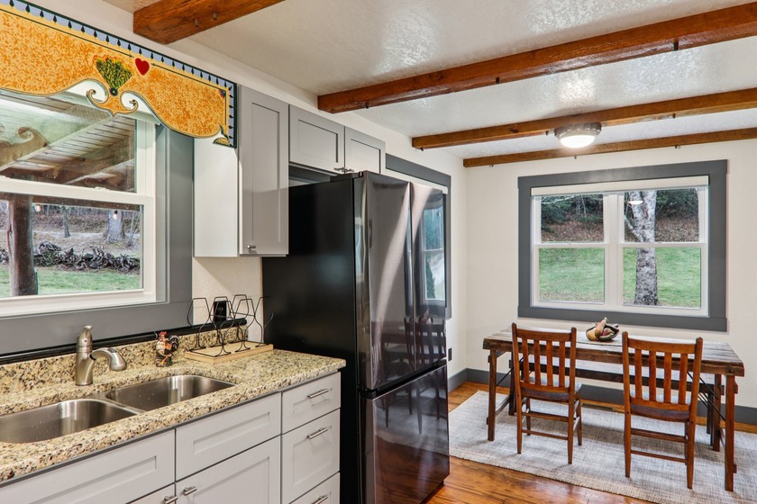 Discover Your Perfect Mountain Escape - A Rare 13+ Acre - photo 33