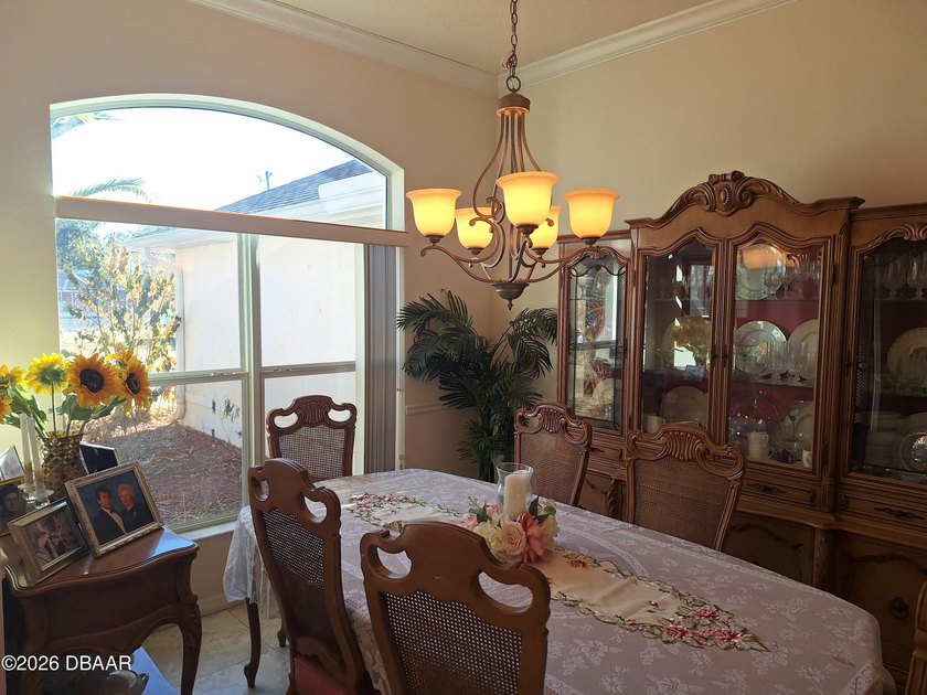 OUTSTANDING &amp; RARE VANACORE CUSTOM HOME-Gorgeous Hibiscus 1 - photo 5