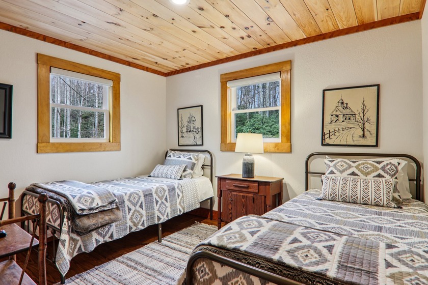 Discover Your Perfect Mountain Escape - A Rare 13+ Acre - photo 36