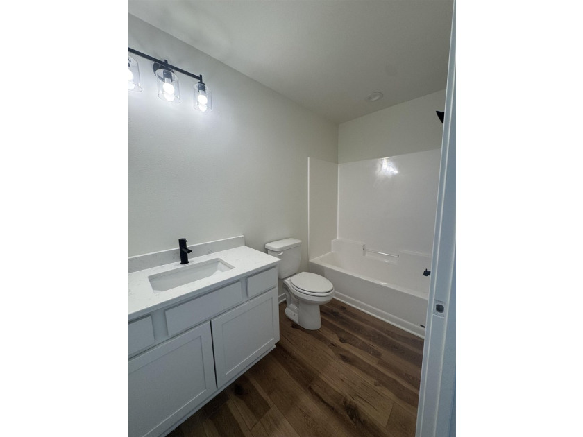 Brand new duplex in the desirable Prairie View Neighborhood of - photo 7