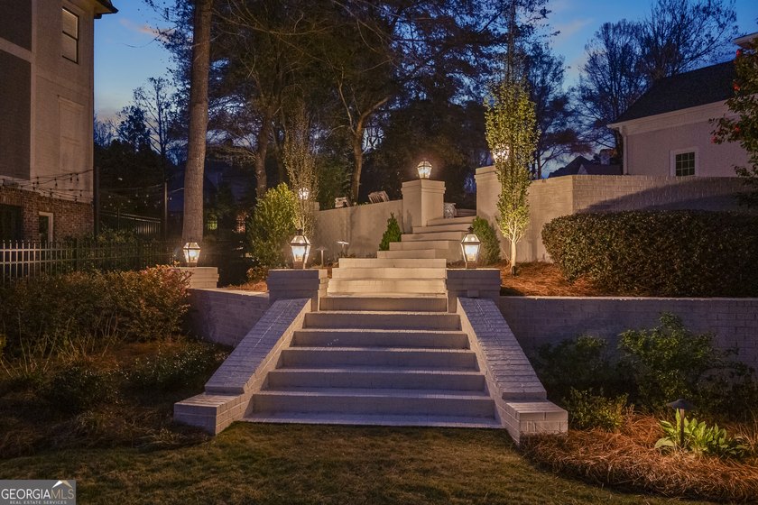 Situated within the prestigious Woodlands section of Chateau - photo 6