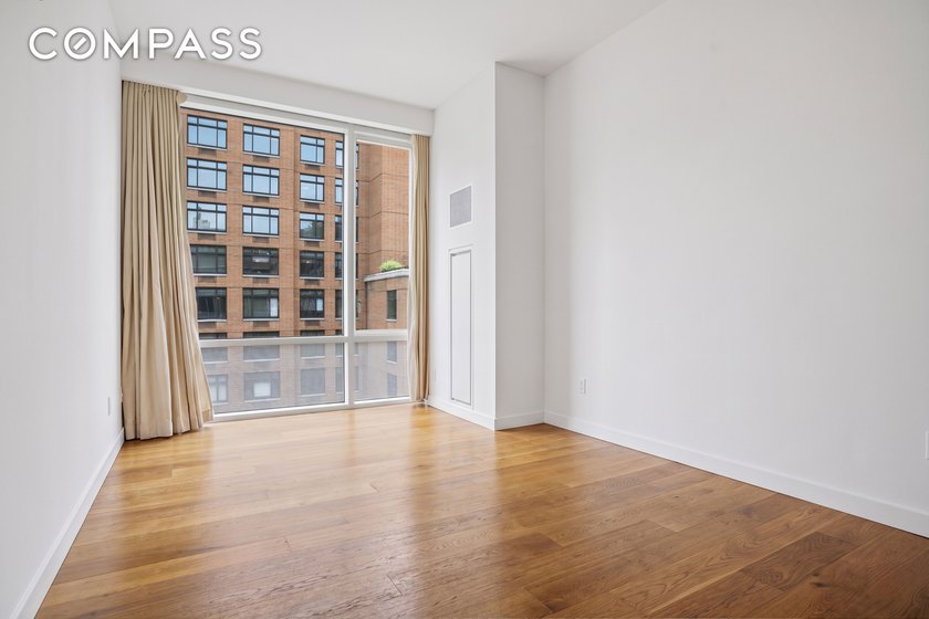 When people imagine living in SoHo - this is what they have in - photo 11