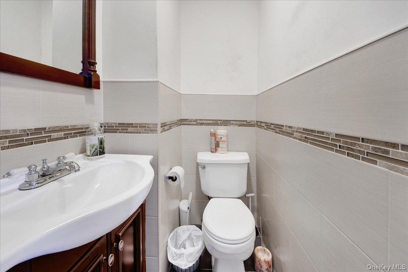 WELCOME TO 403 TORRY AVENUE. SINGLE FAMILY LOVELY BRICK HOME - photo 10