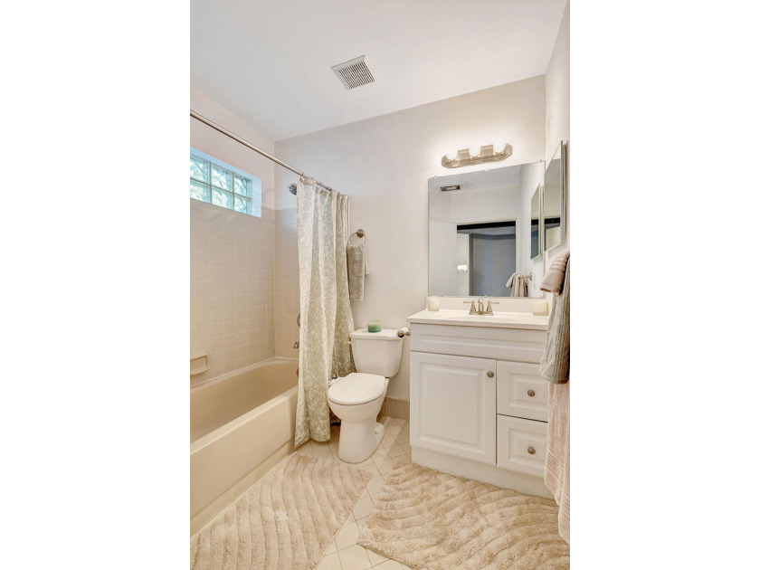 Welcome to resort-style living in the highly sought-after - photo 37