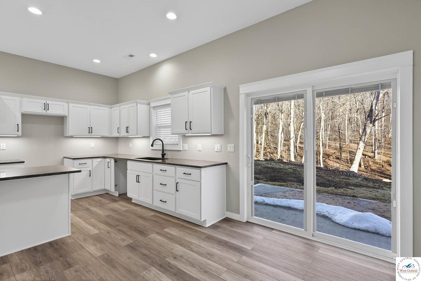 New construction 3-bedroom, 2-bath home situated on 4.66+/- - photo 13