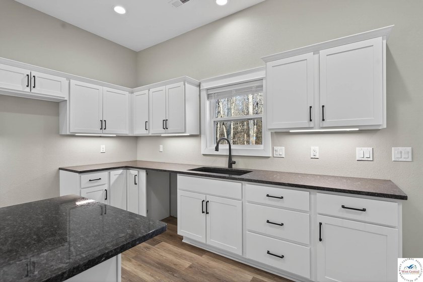 New construction 3-bedroom, 2-bath home situated on 4.66+/- - photo 14