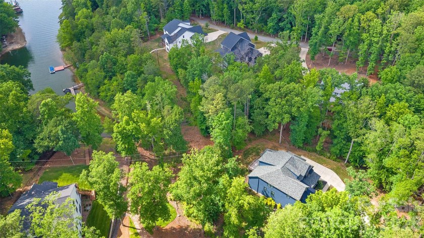 Welcome to lake living at its finest in the highly desirable - photo 38
