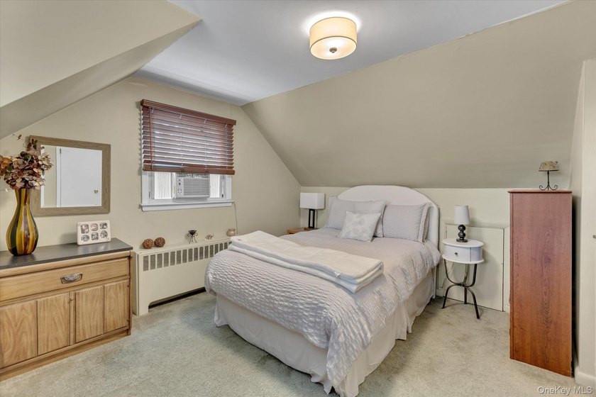 Welcome to this beautifully updated 4-bedroom, 2-bath Cape that - photo 17