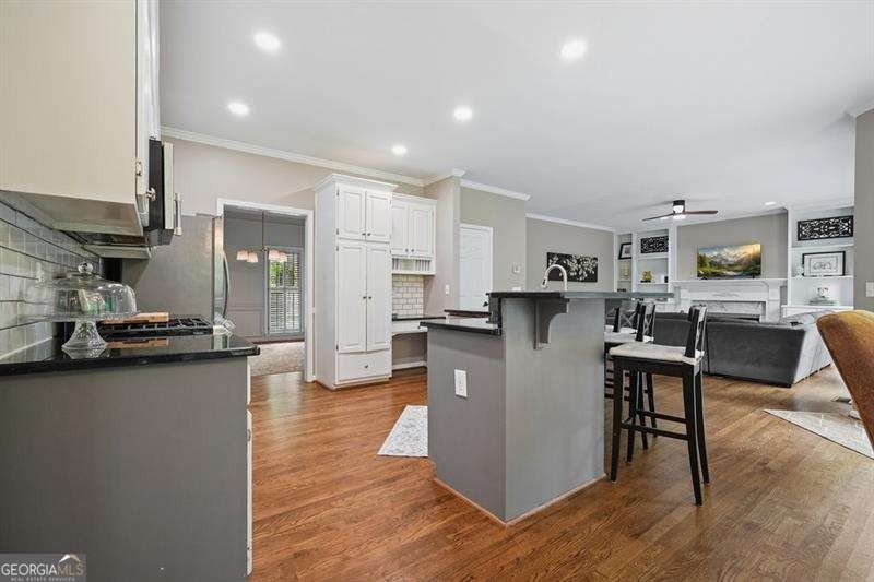 Welcome to 1011 Fairway Valley Drive - a true Southern dream in - photo 18