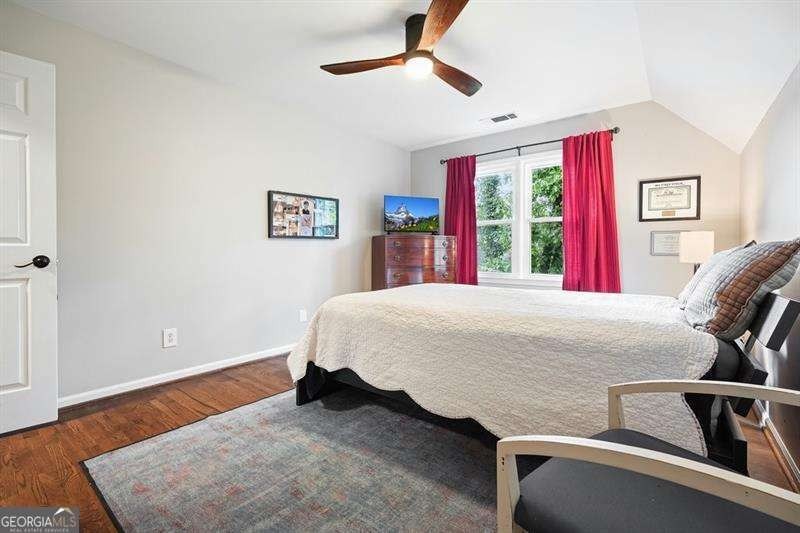 Welcome to 1011 Fairway Valley Drive - a true Southern dream in - photo 31