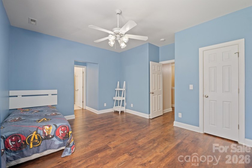 Welcome to this stunning 4-bedroom, 3-bath home in the desirable - photo 36