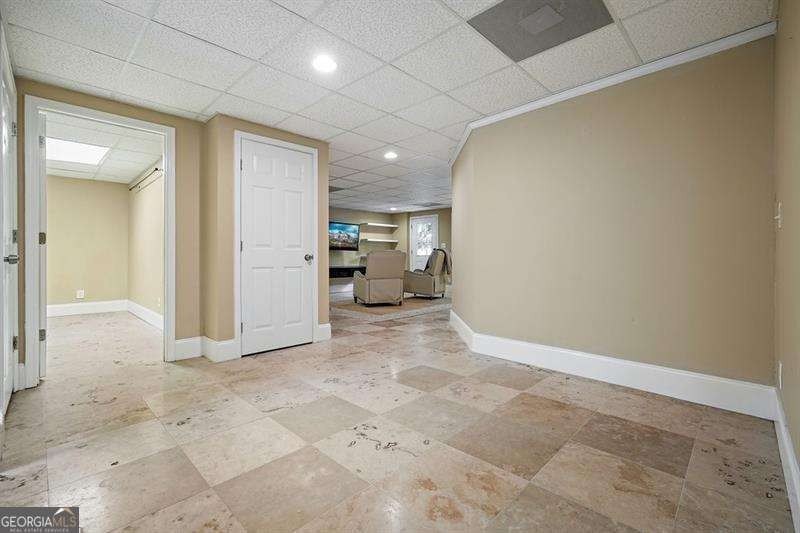 Welcome to 1011 Fairway Valley Drive - a true Southern dream in - photo 36