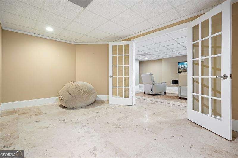 Welcome to 1011 Fairway Valley Drive - a true Southern dream in - photo 41