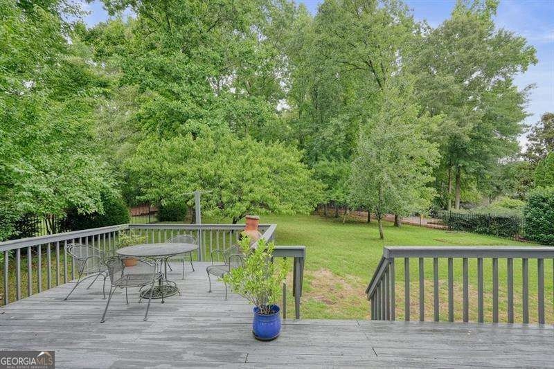 Welcome to 1011 Fairway Valley Drive - a true Southern dream in - photo 46