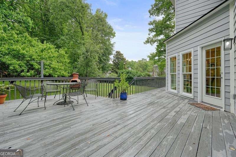 Welcome to 1011 Fairway Valley Drive - a true Southern dream in - photo 50