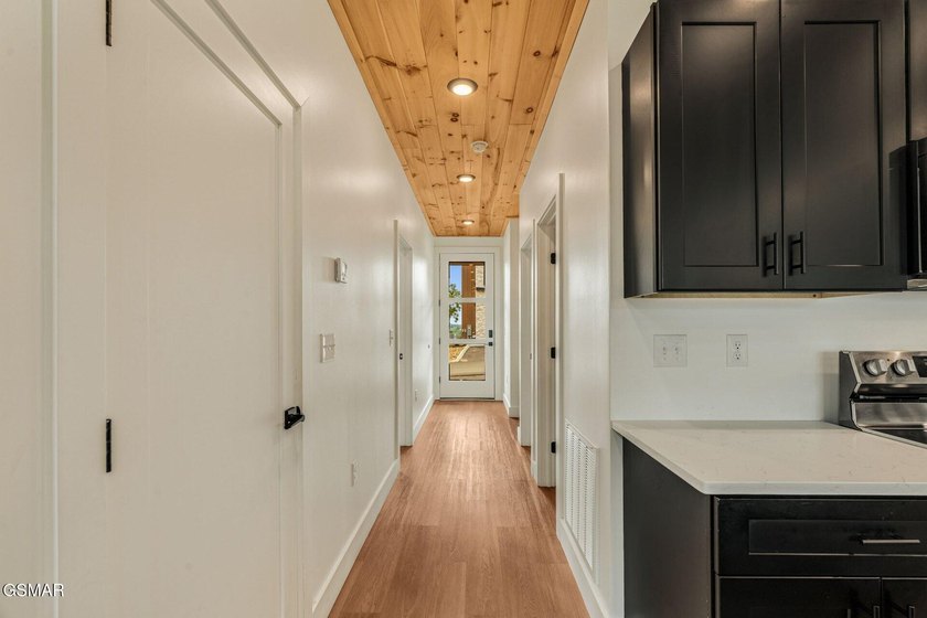 Welcome to The Lodges at Reedmont -- a premier short-term rental - photo 16