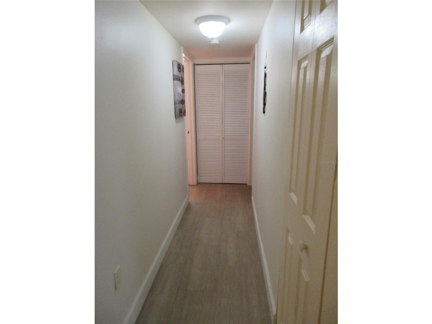YOU DON'T WANT TO PASS UP THIS BEAUTIFULLY UPDATED, TURNKEY, 1st - photo 10