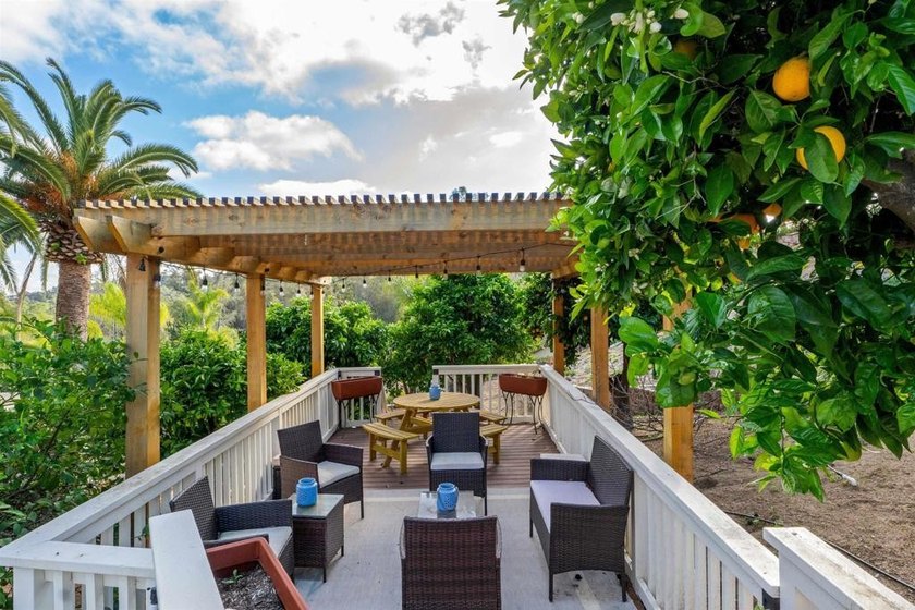 3434 Los Sicomoros Ln - photo 38