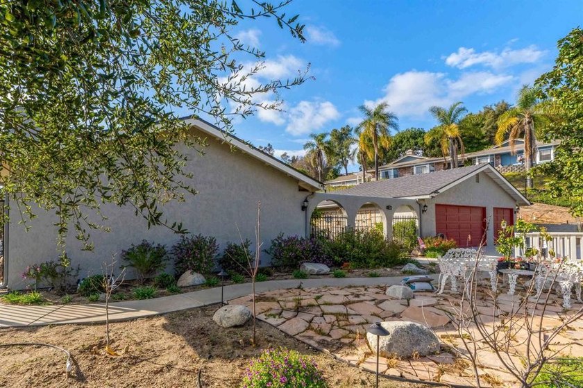 3434 Los Sicomoros Ln - photo 40
