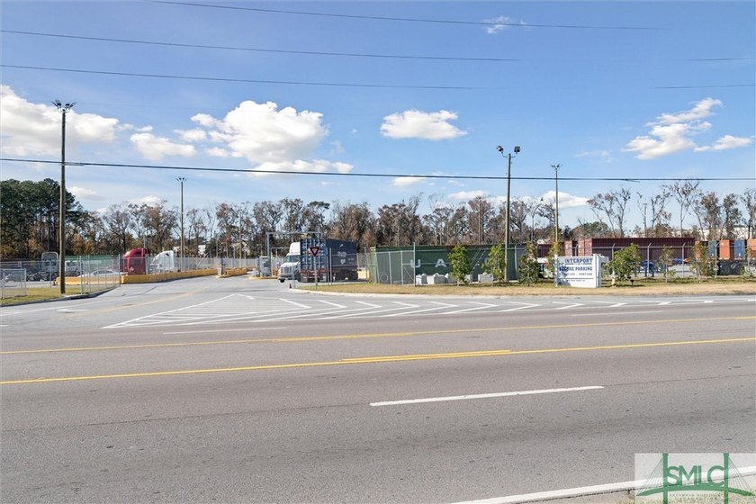 Location, Location, Location. Prime commercial site on Dean - photo 6