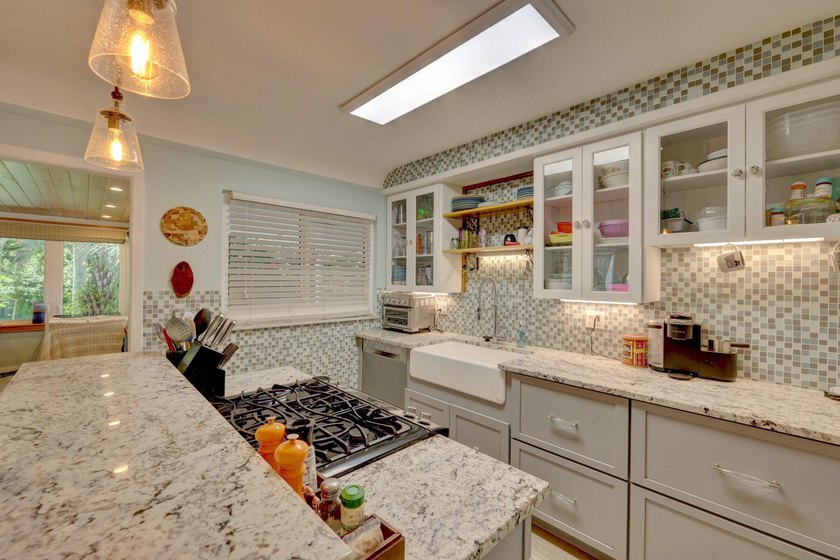 Beautiful upgraded pool home on South Hutchinson Island in - photo 13