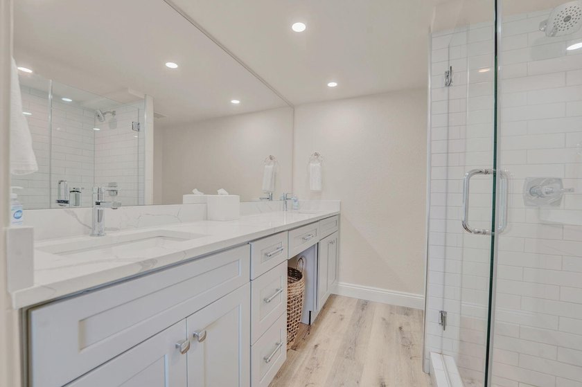 Experience the perfect blend of comfort, style, and convenience - photo 19