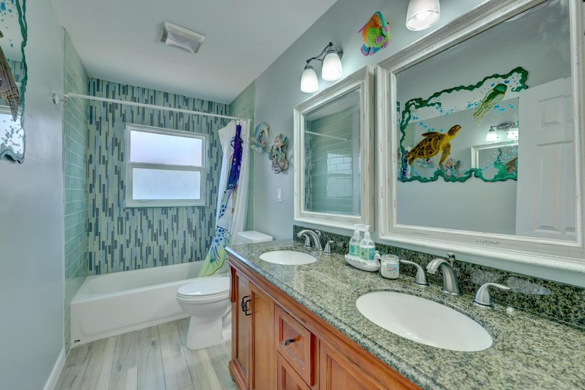 Beautiful upgraded pool home on South Hutchinson Island in - photo 41