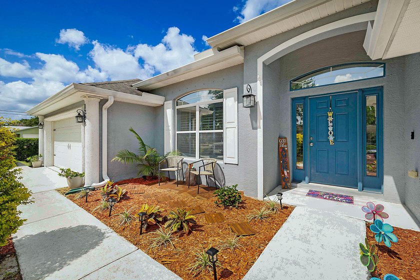 DO NOT MISS this opportunity!! NO HOA corner lot home featuring - photo 3